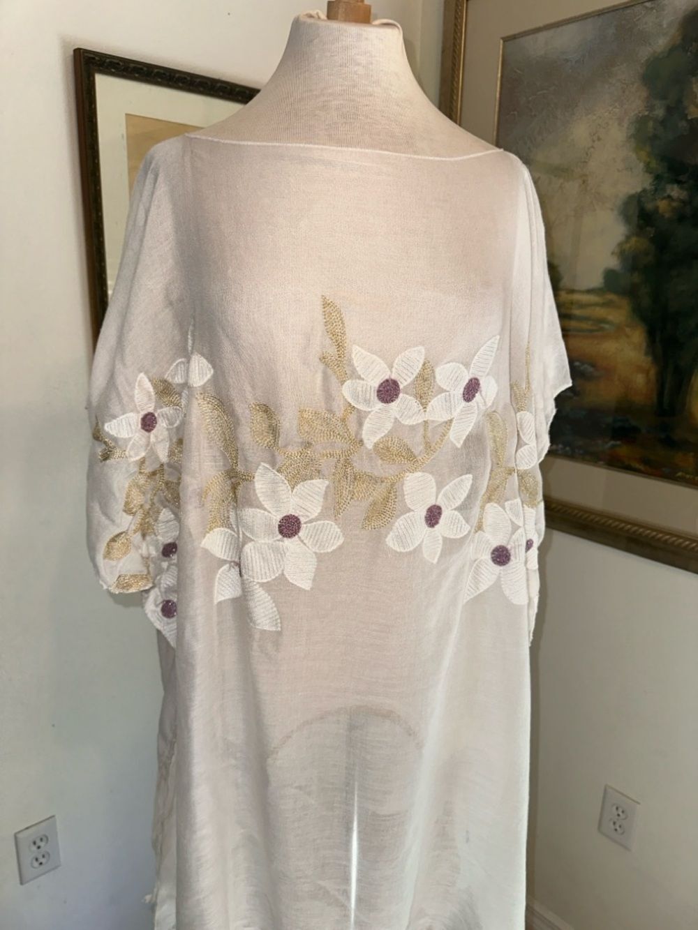 LVS COLLECTIONS Sheer Floral Embroidered Kimono Cover-Up Cream/White O/S